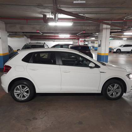VOLKSWAGEN POLO 1.0 200 TSI COMFORTLINE AUTOMÁTICO VOLKSWAGEN POLO 1.0 200 TSI COMFORTLINE AUTOMÁTICO